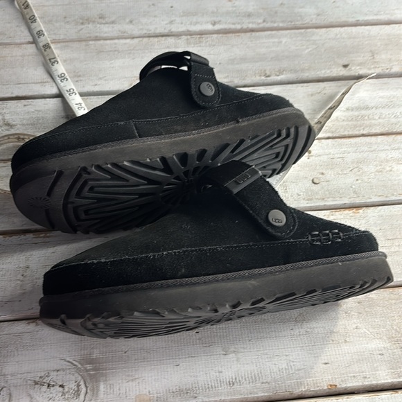 Ugg | Goldenstar | suede | black | strap | platform | cushy | clog | 8 - Picture 12 of 15